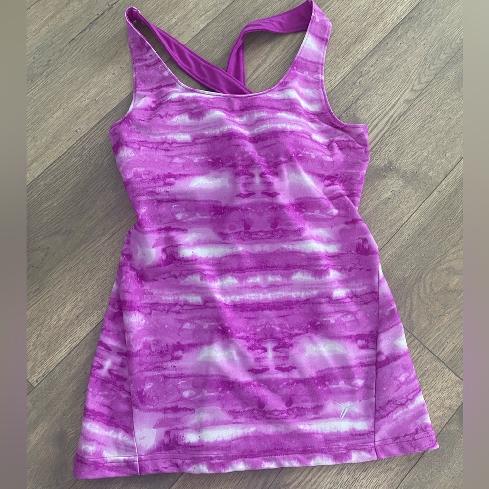 Women’s workout tank. Size Medium